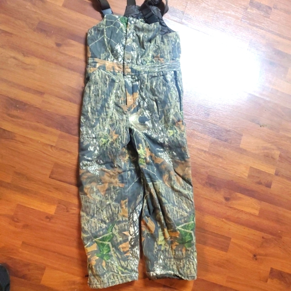 Redhead camo overalls